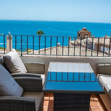 Adnania Seaviews & Pool *
